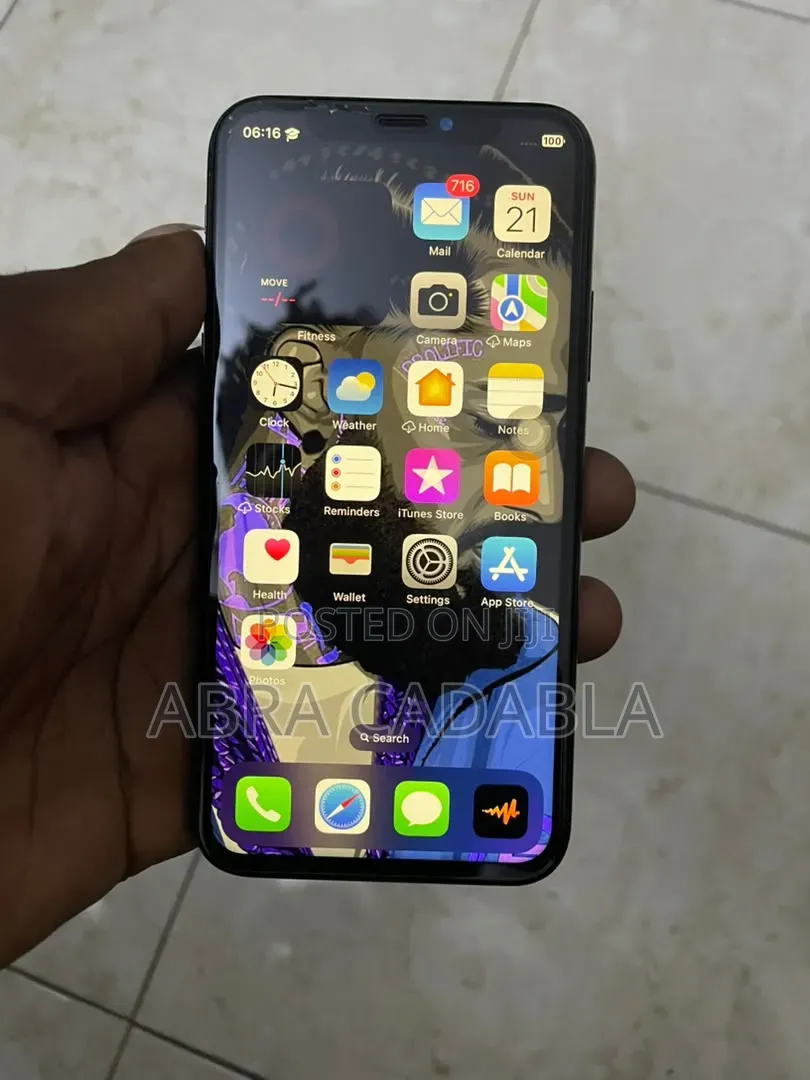 Apple iPhone X 64 GB Gray