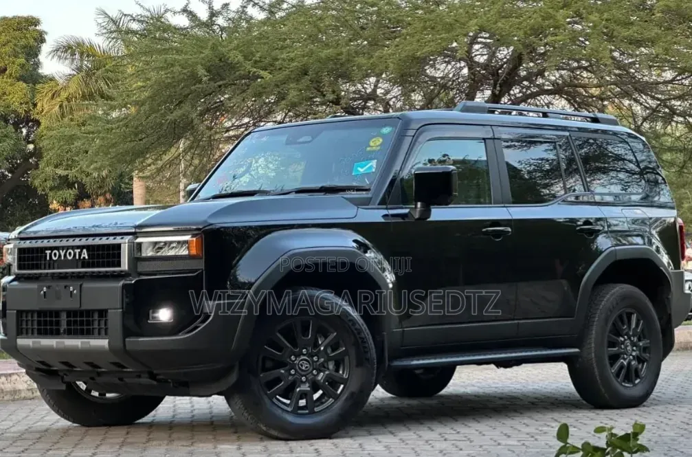 New Toyota Land Cruiser Prado 2024 Matt Black