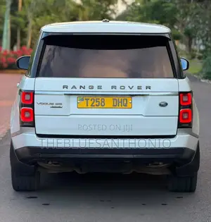 Land Rover Range Rover Vogue 2015 White