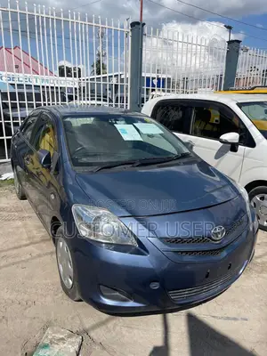 Toyota Belta 2007 Blue