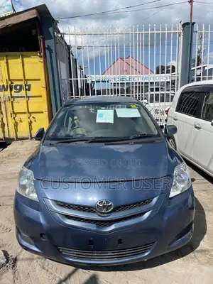 Toyota Belta 2007 Blue