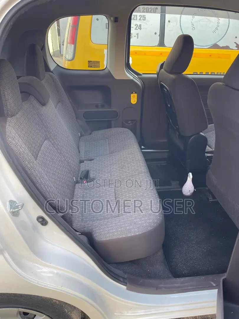 Toyota Porte 2014 White