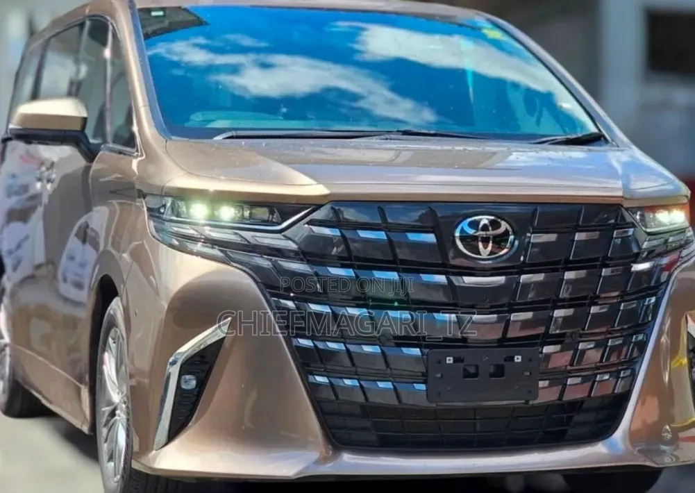 Toyota Alphard 2024 Beige