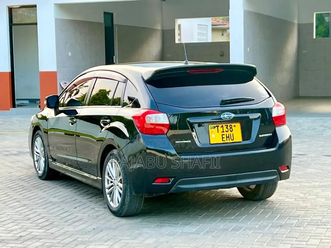 Subaru Impreza 2.0i 4-dr 2013 Black