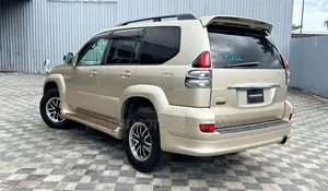 Toyota Land Cruiser Prado 2006 Gold