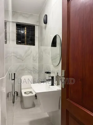 5bdrm House in Kahwa Real Estate, Mikocheni for sale