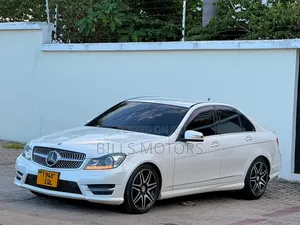 Mercedes-Benz C180 2013 White