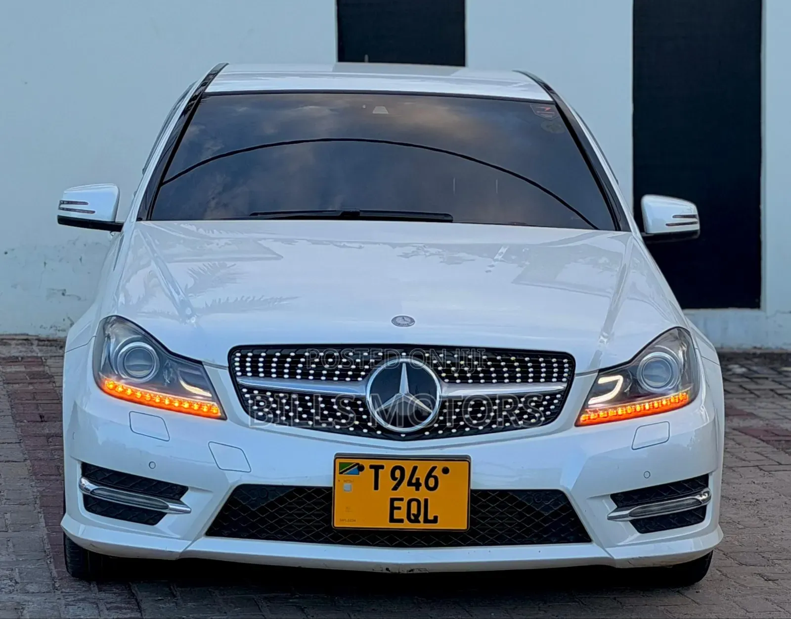 Mercedes-Benz C180 2013 White
