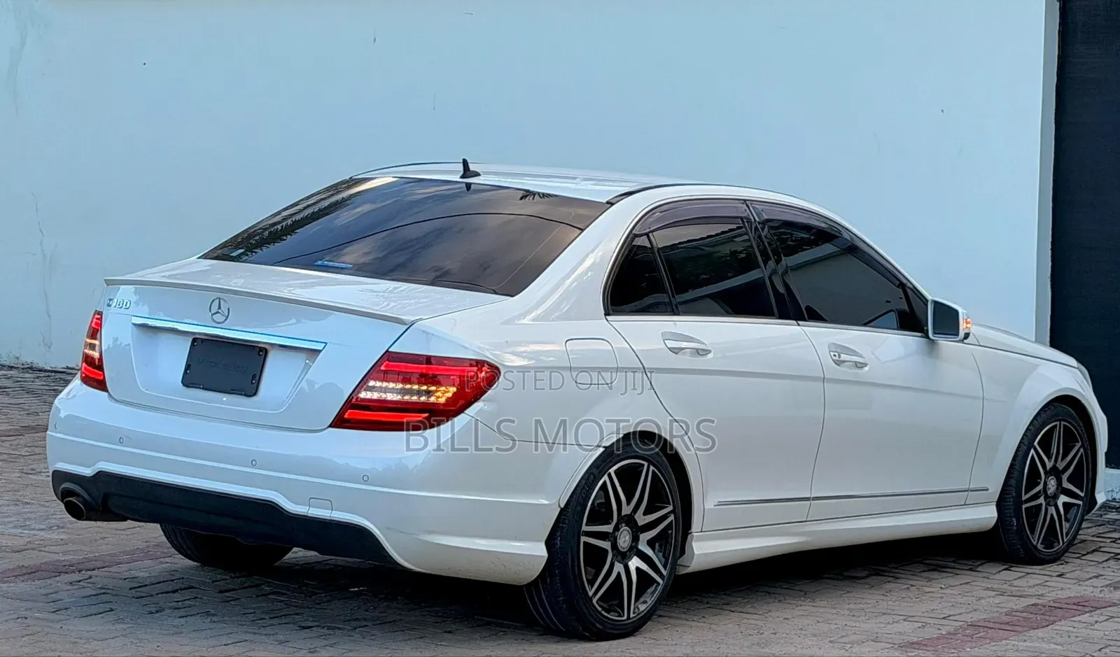 Mercedes-Benz C180 2013 White