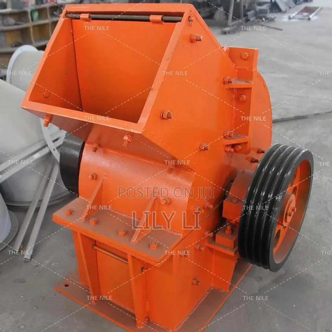 New Portable Hammer Mill Crusher Construction Waste Bricks Sand Maker