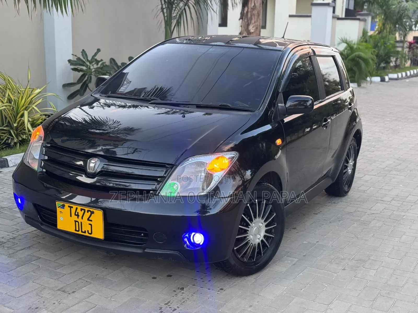 Toyota IST 2003 Black