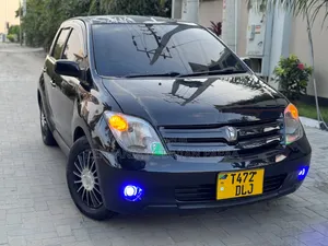 Toyota IST 2003 Black