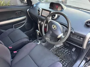 Toyota IST 2003 Black