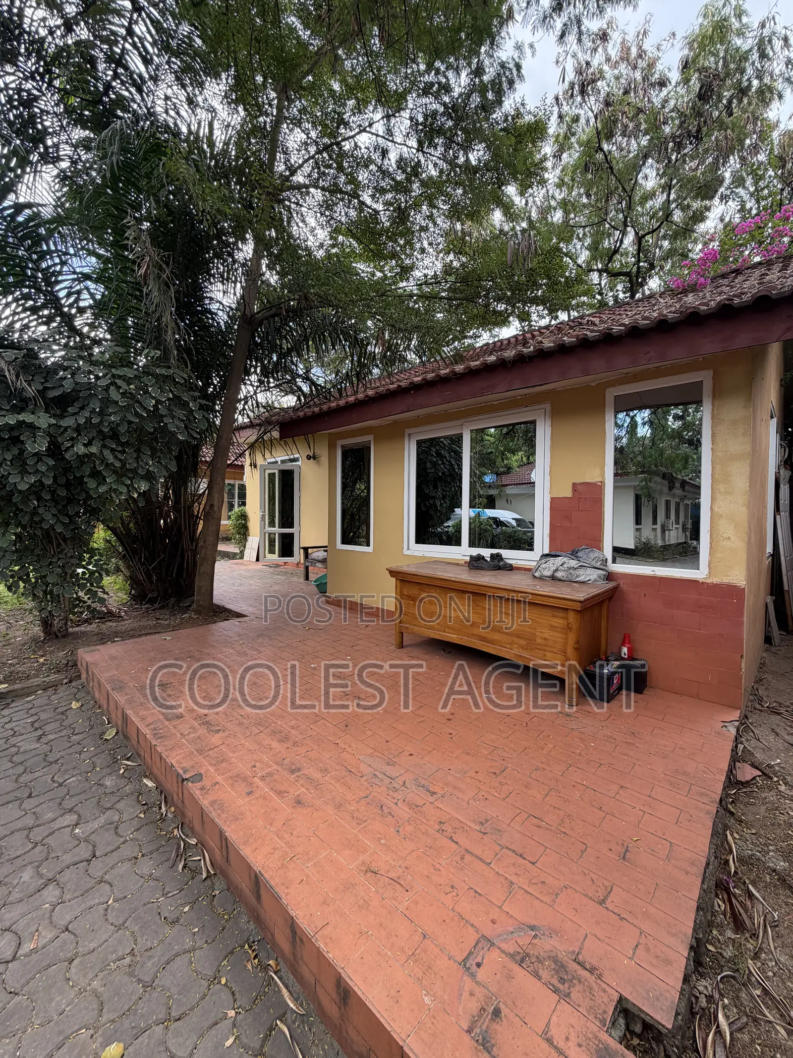 Furnished 1bdrm Apartment in Coolest Estate, Masaki for rent