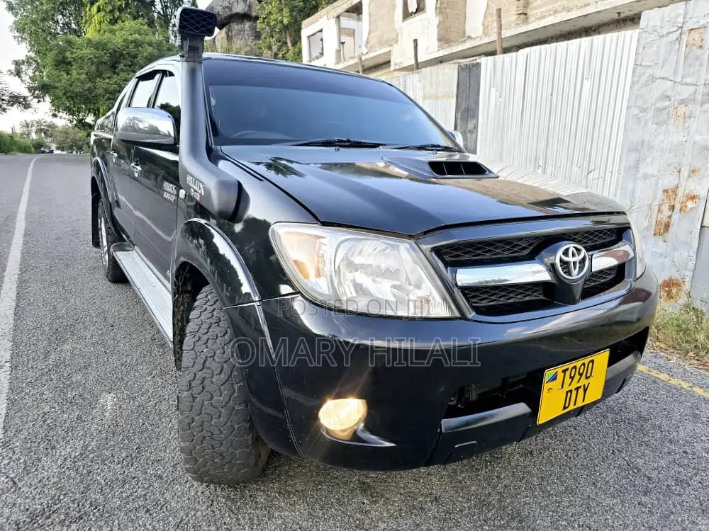Toyota Hilux 2007 Black