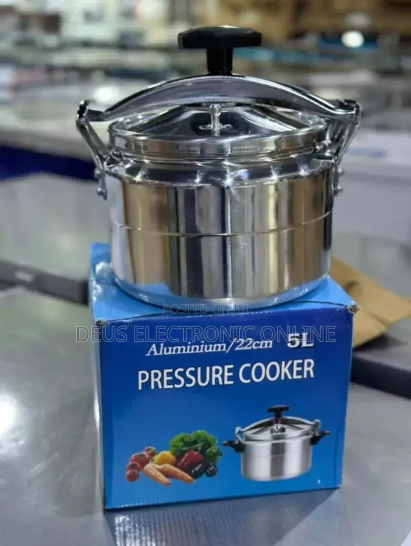 Pressure Cooker Ya Mkaa Ujazo:Lita *Tsh.70000 Tu*