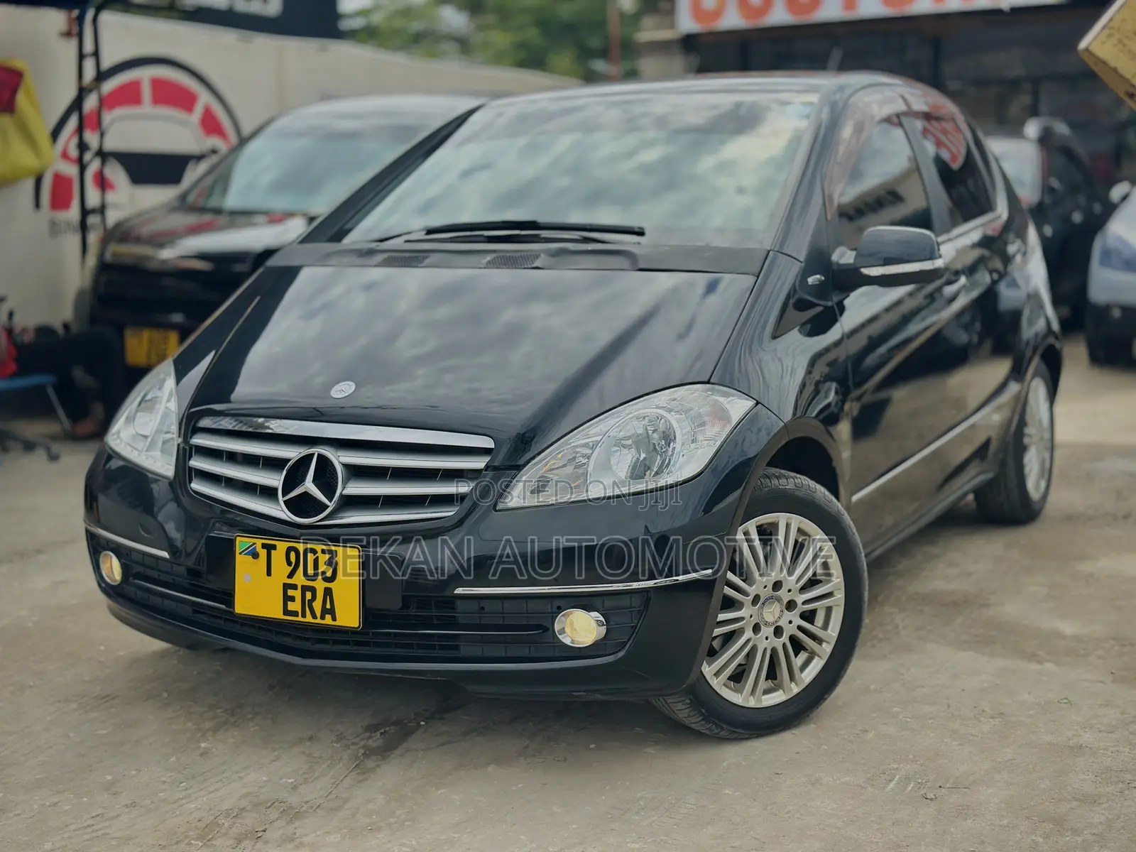 Mercedes-Benz A-Class 2011 Black