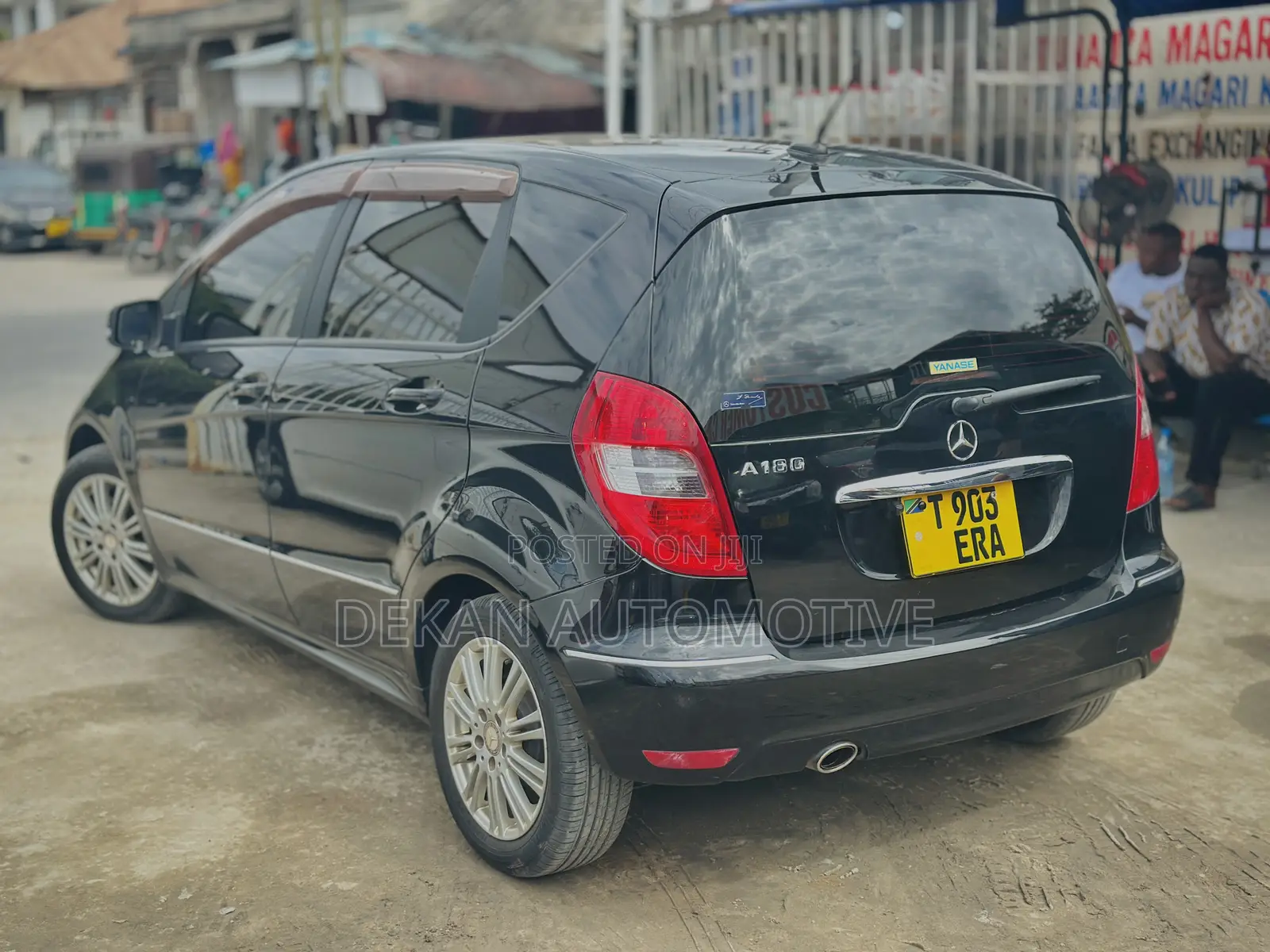 Mercedes-Benz A-Class 2011 Black