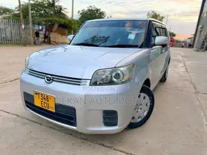 Toyota Corolla Rumion Hatchback 1.5 FWD 2009 Silver
