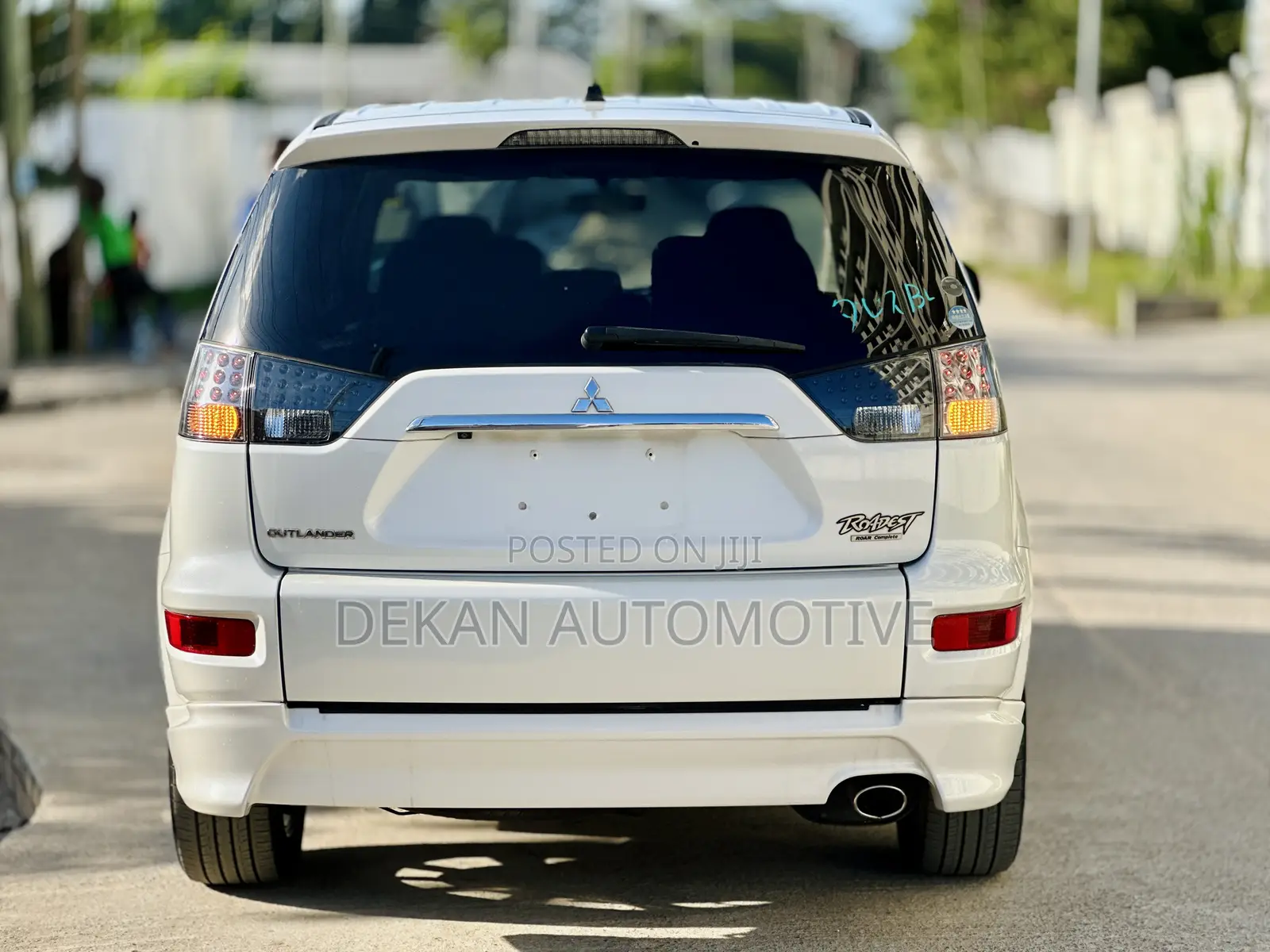 Mitsubishi Outlander Sport ES 2011 White