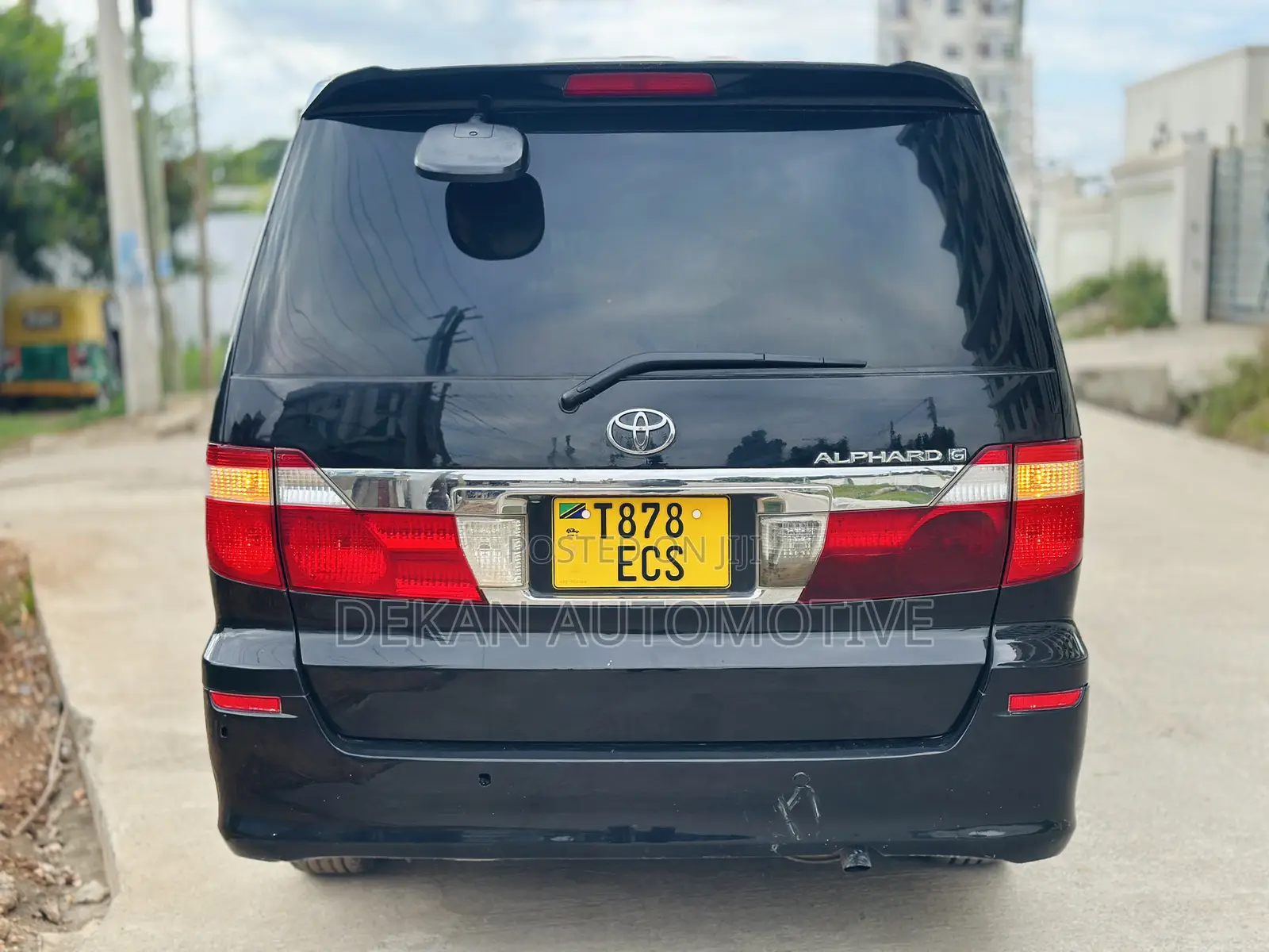 Toyota Alphard 2.4 Petrol FWD 2005 Black