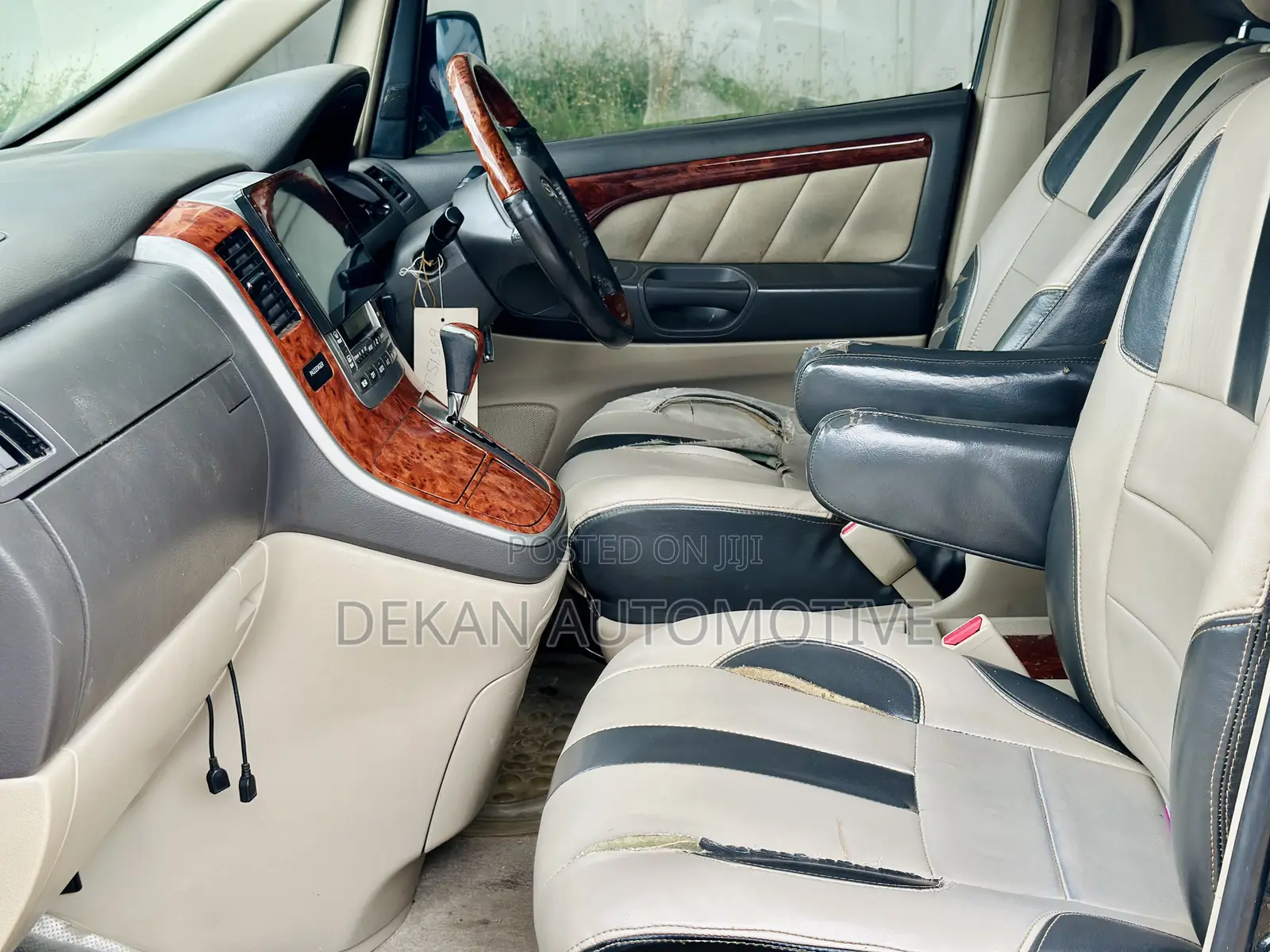 Toyota Alphard 2.4 Petrol FWD 2005 Black