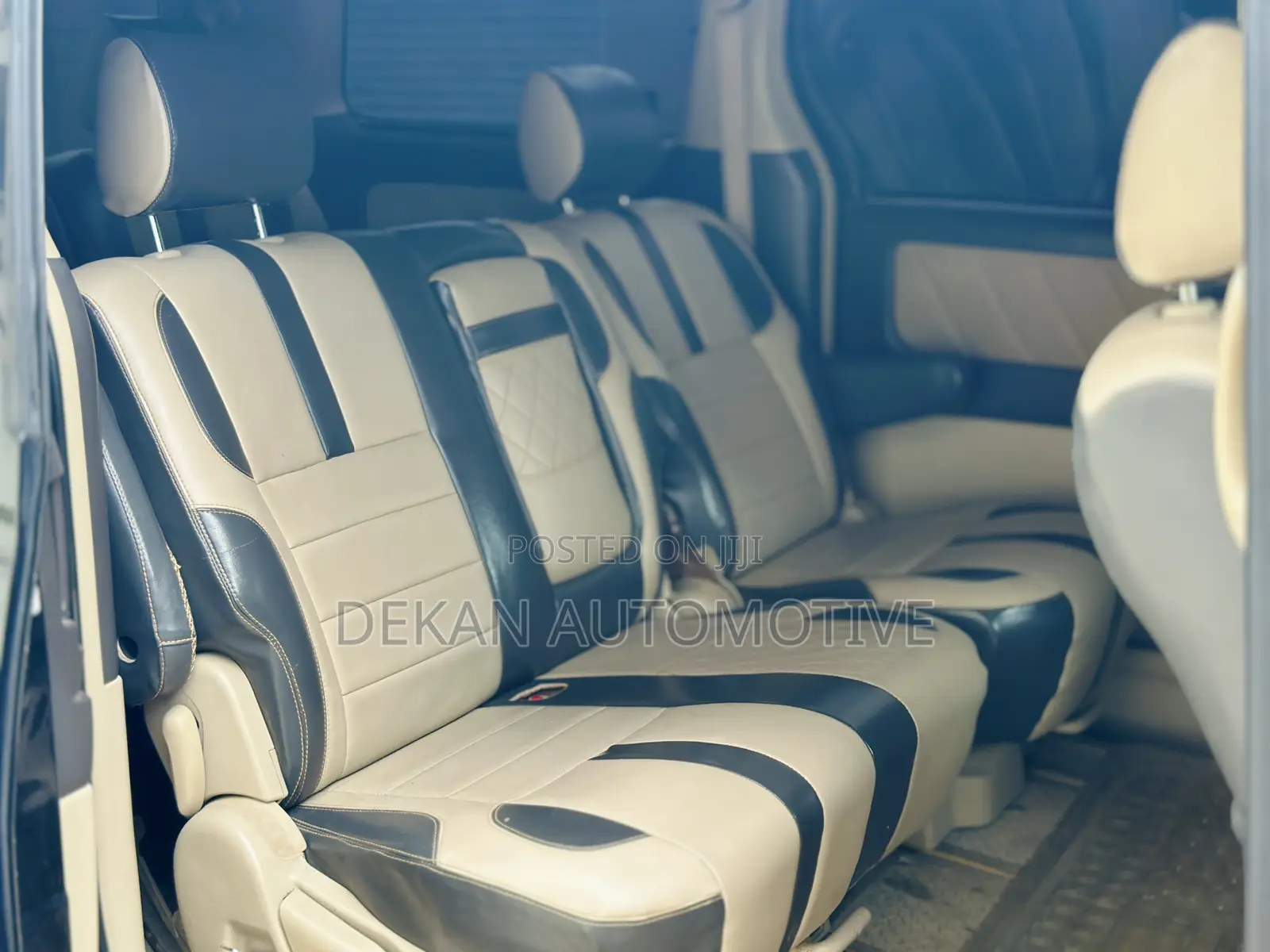 Toyota Alphard 2.4 Petrol FWD 2005 Black