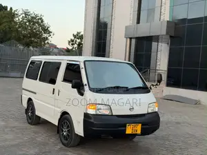 Nissan Vanette 2003 White