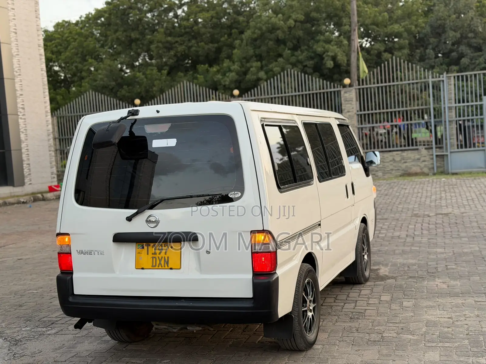 Nissan Vanette 2003 White