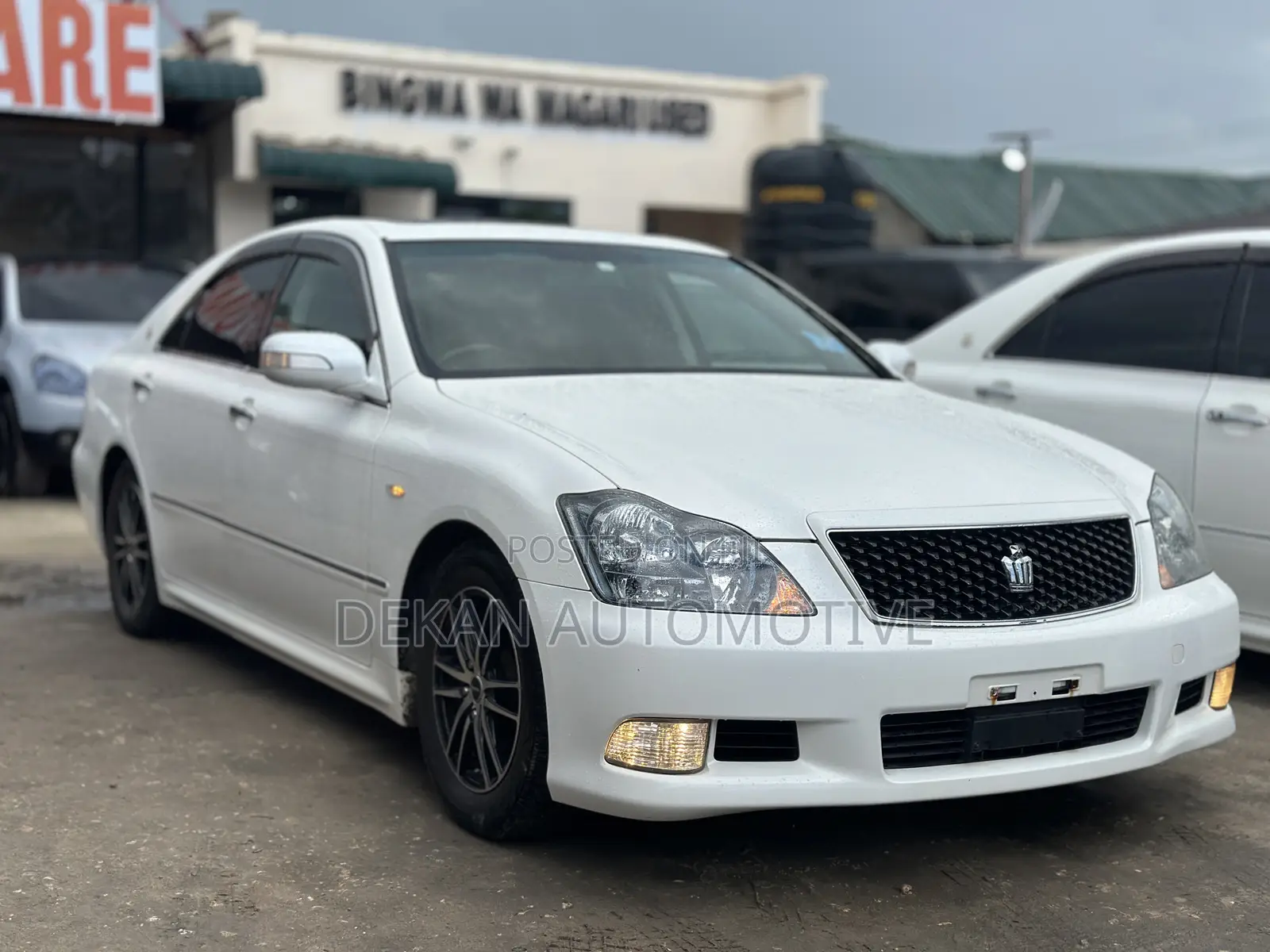 Toyota Crown 2007 White