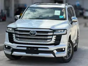 New Toyota Land Cruiser 2025 White