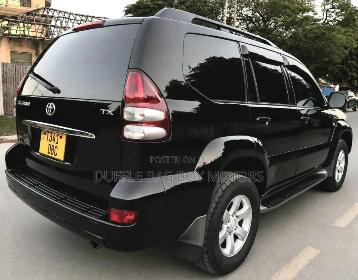 Toyota Land Cruiser Prado 2005 Black