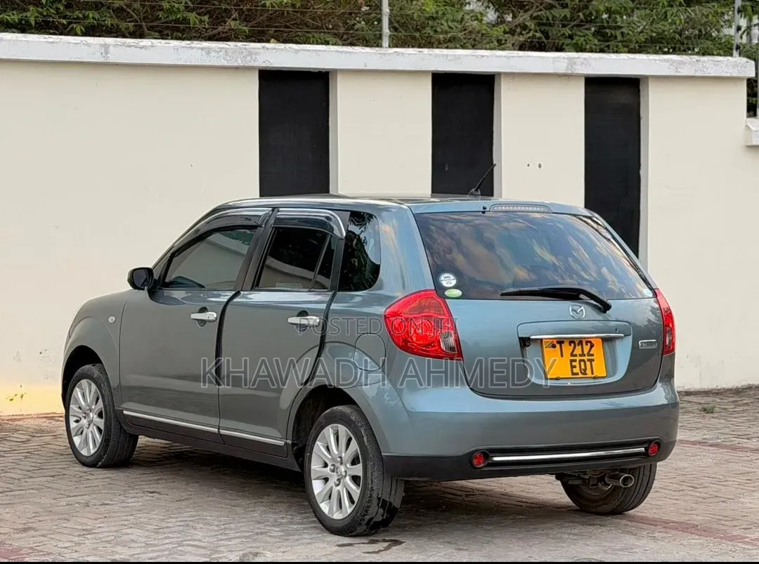 Mazda Verisa 2012 Gray