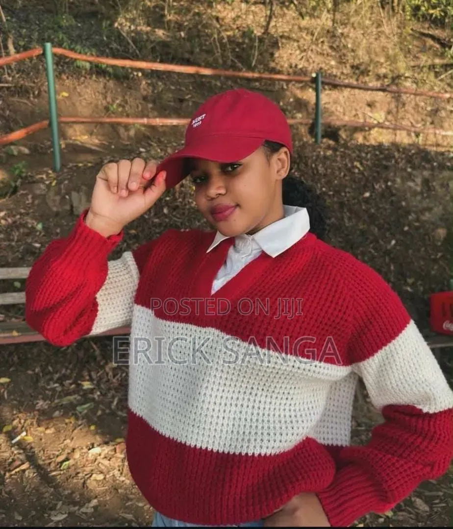 Sweater Material Nzito