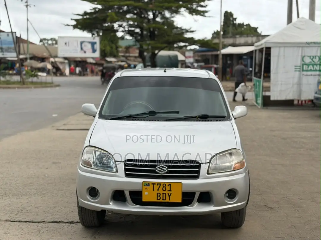 Suzuki Swift 2002 Silver