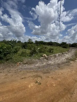 Kiwanja Kinauzwa Gezaulole Kigamboni