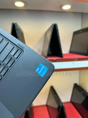 Laptop Dell Latitude 3120 4GB Intel SSD 128GB