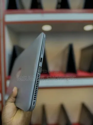 Laptop HP EliteBook 820 G4 8GB Intel Core i5 SSD 256GB