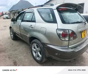 Toyota Harrier 2005 Silver
