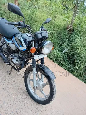 TVS Apache RTR 160 2V 2025 Black
