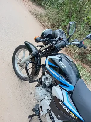 TVS Apache RTR 160 2V 2025 Black