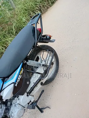 TVS Apache RTR 160 2V 2025 Black