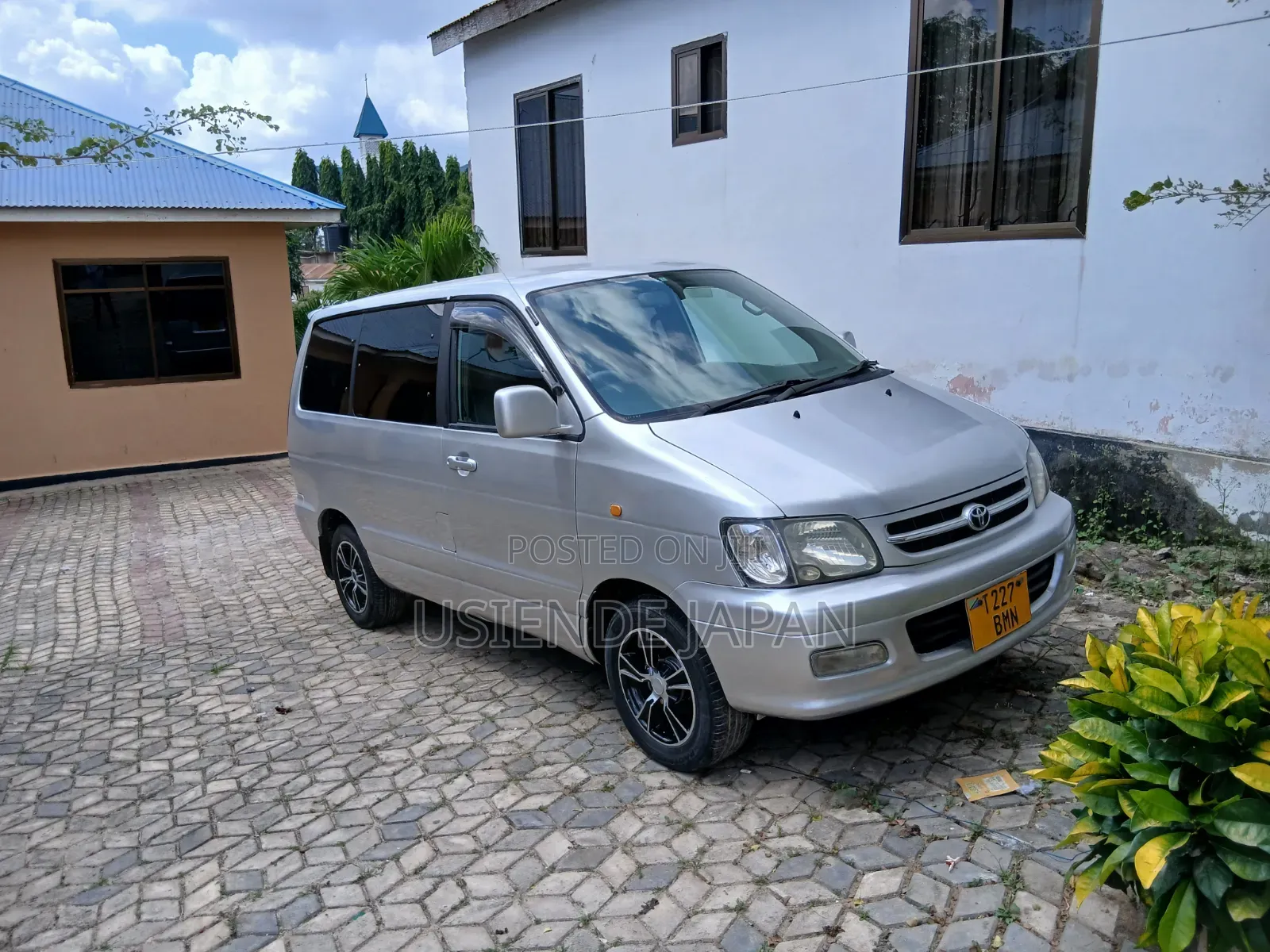 Toyota LiteAce Noah 2001 Silver