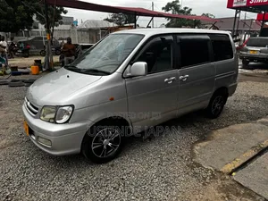 Toyota LiteAce Noah 2001 Silver