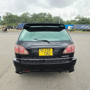 Toyota Harrier 2002 Black