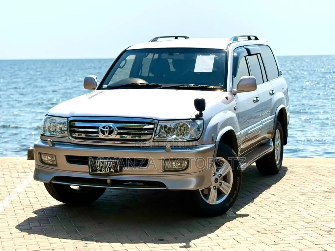 Toyota Land Cruiser 1998 Silver