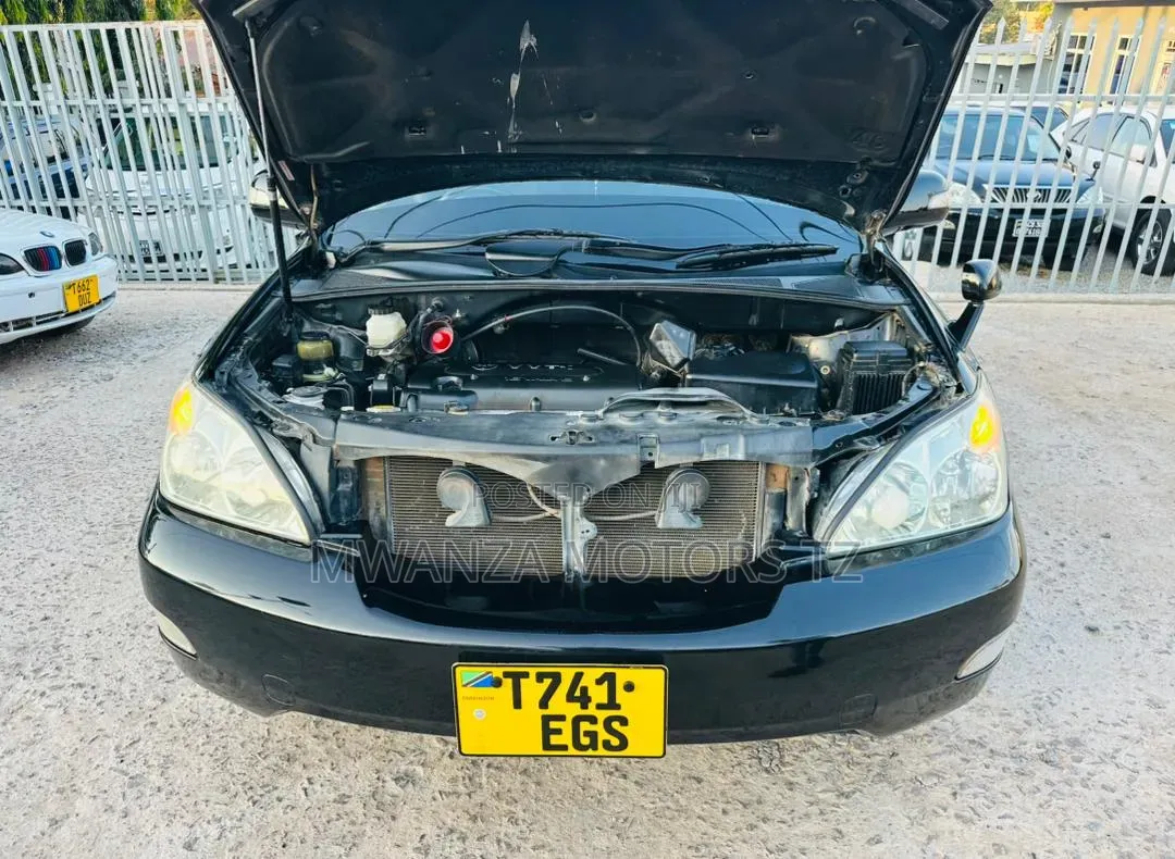 Toyota Harrier 2005 Black
