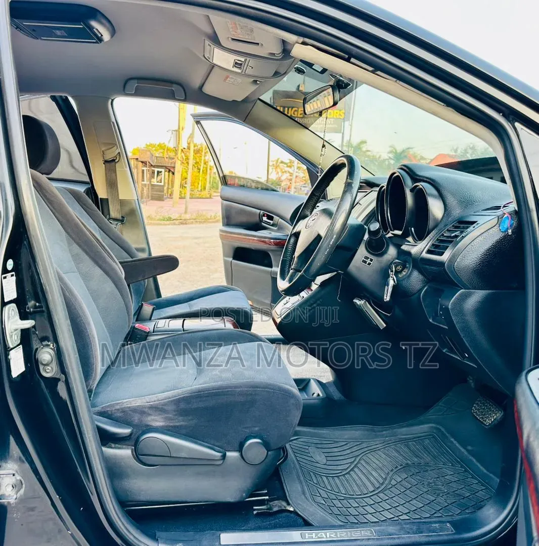 Toyota Harrier 2005 Black