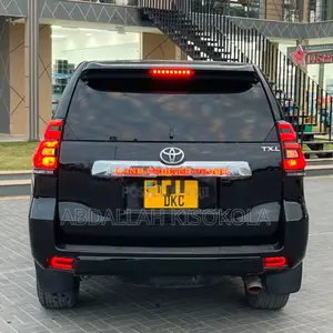 Toyota Land Cruiser Prado 2.7 i 2012 Black