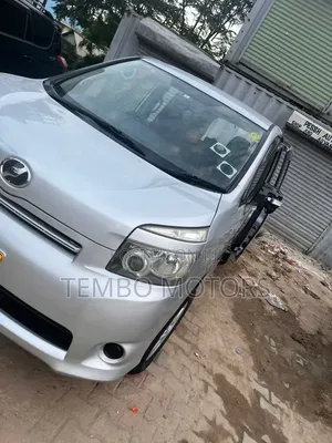 Toyota Noah 2007 Silver